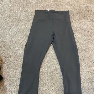 Lulu Lemon Leggings! Great condition. Size 6